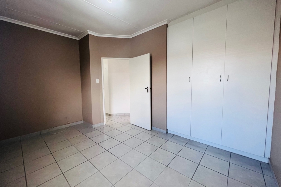 To Let 2 Bedroom Property for Rent in Bernadino Heights Western Cape
